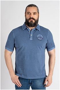 Korte mouw polo met badge van Kitaro